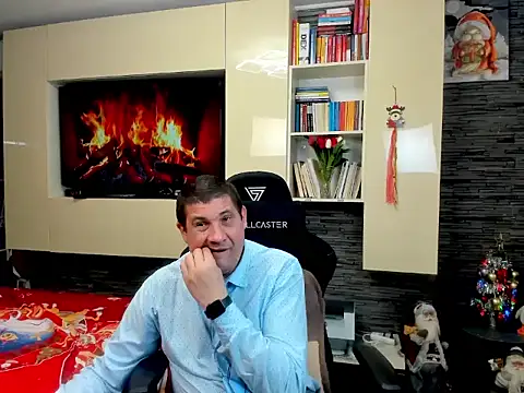 SpartacusDaddy48 online show from February 6, 2:27 am