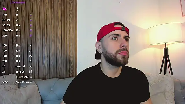 Maximo Wolff online show from March 1, 7:27 pm