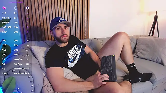 Maximo Wolff online show from March 13, 8:04 pm