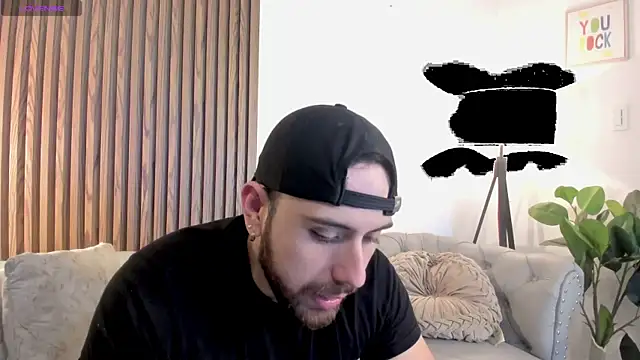 Snapshot of Maximo_Wolff chatting on June 1, 8:10 pm Maximo Wolff online show from June 1, 8:10 pm