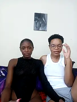 Miss-Hennessy online show from April 10, 2:55 pm