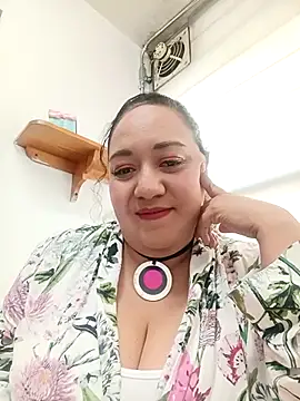 Snapshot of Caroomoom27 chatting on September 18, 5:48 pm Caroomoom27 online show from September 18, 5:48 pm