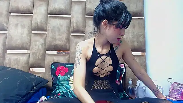 Alexahotz online show from September 21, 6:48 am