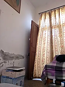 desir3dlund online show from April 23, 12:40 pm