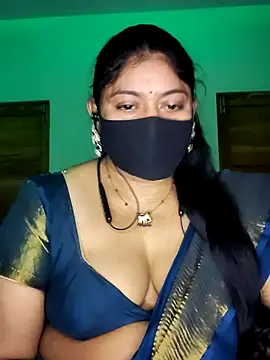Snapshot of Telugu--Nadhini143 chatting on October 25, 4:13 pm Telugu--Nadhini143 online show from October 25, 4:13 pm