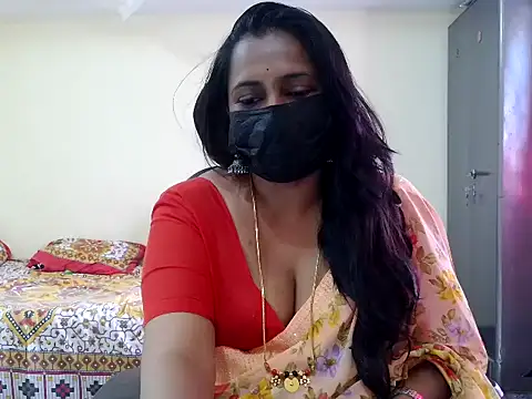 Snapshot of ammu1990 chatting on June 17, 9:34 am ammu1990 online show from June 17, 9:34 am