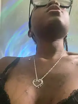 HennessyBaby21 online show from March 14, 12:32 pm