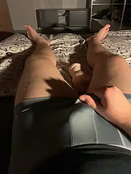 Snapshot of YoungDick004 chatting on October 11, 9:57 pm YoungDick004 online show from October 11, 9:57 pm