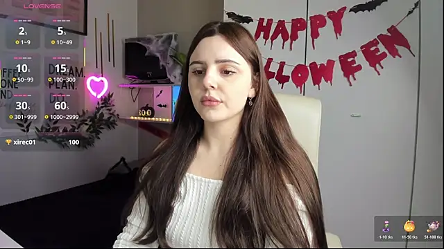 LiaWoow online show from November 1, 2:30 pm