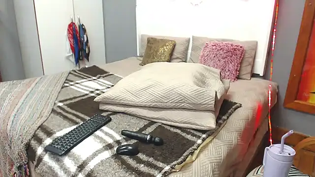 Kay-Tee online show from March 31, 7:36 pm