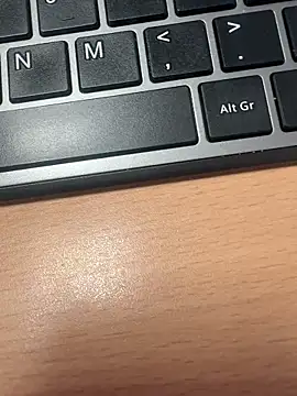 HiddenHoneyLDN online show from November 26, 10:16 am