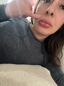 Snapshot of Savannah_Monroe chatting on March 15, 10:27 pm Savannah Monroe online show from March 15, 10:27 pm