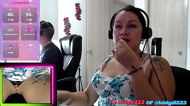 leidydi223 online show from September 20, 3:13 pm