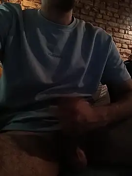 AdilKayac online show from November 27, 1:02 pm