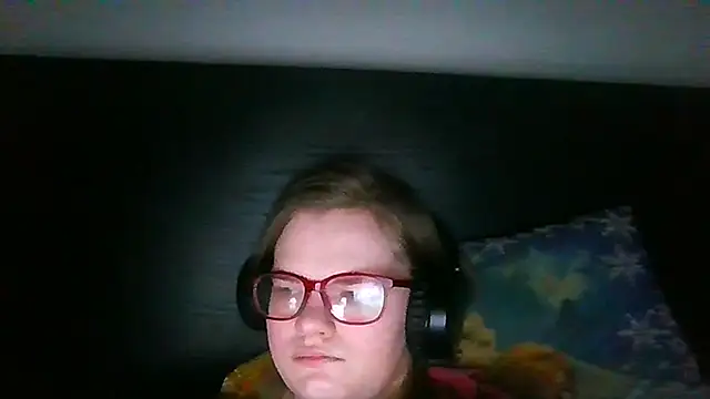 Moonolighta online show from December 22, 12:57 pm