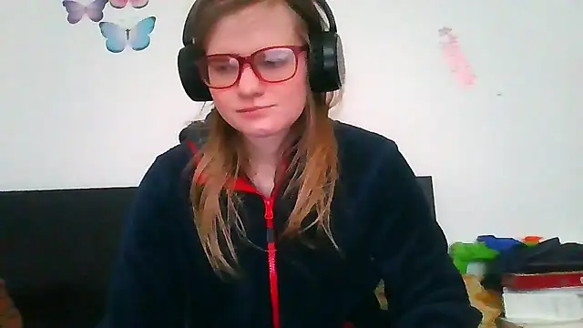 Moonolighta online show from March 8, 1:26 pm