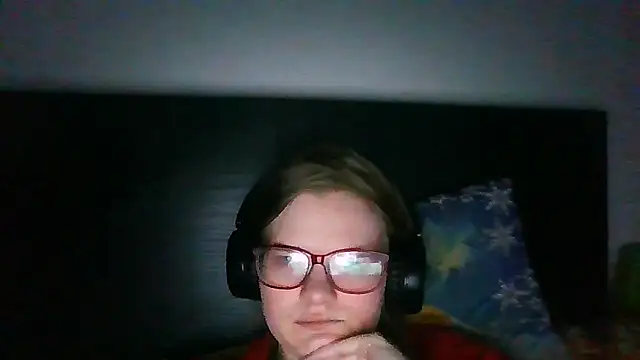 Moonolighta online show from March 14, 4:12 pm