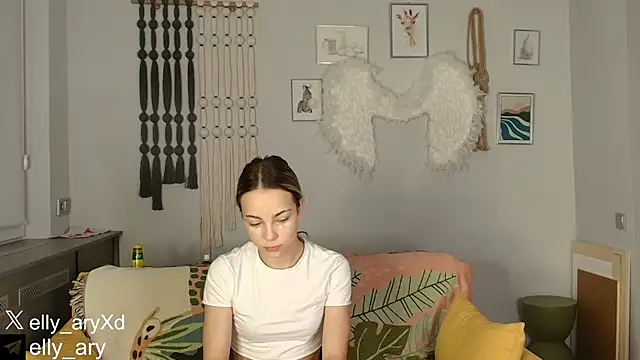 daddyonlyloveme online show from December 18, 9:21 pm