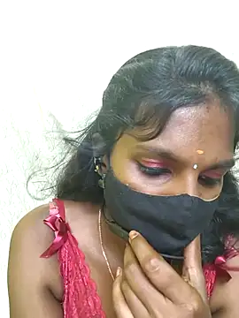 Snapshot of Honey_rosetamil chatting on April 18, 6:12 pm Honey rosetamil online show from April 18, 6:12 pm