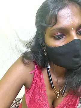 Snapshot of Honey_rosetamil chatting on April 18, 7:07 pm Honey rosetamil online show from April 18, 7:07 pm