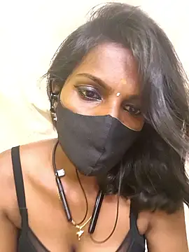 Snapshot of Honey_rosetamil chatting on April 19, 10:14 am Honey rosetamil online show from April 19, 10:14 am