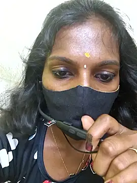 Snapshot of Honey_rosetamil chatting on April 28, 10:09 am Honey rosetamil online show from April 28, 10:09 am