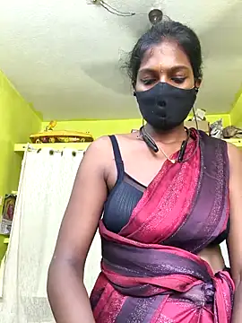 Snapshot of Honey_rosetamil chatting on May 11, 3:45 am Honey rosetamil online show from May 11, 3:45 am