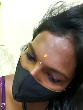 Snapshot of Honey_rosetamil chatting on May 11, 6:05 pm Honey rosetamil online show from May 11, 6:05 pm