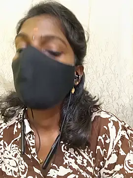 Snapshot of Honey_rosetamil chatting on May 16, 2:05 pm Honey rosetamil online show from May 16, 2:05 pm