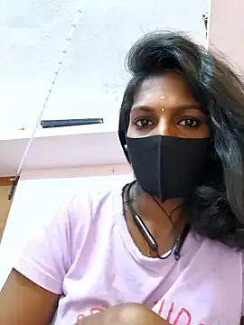 Snapshot of Honey_rosetamil chatting on May 18, 7:47 am Honey rosetamil online show from May 18, 7:47 am