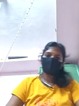 Snapshot of Honey_rosetamil chatting on May 19, 7:20 pm Honey rosetamil online show from May 19, 7:20 pm