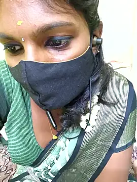 Snapshot of Honey_rosetamil chatting on May 25, 6:47 pm Honey rosetamil online show from May 25, 6:47 pm