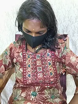 Snapshot of Honey_rosetamil chatting on June 3, 2:33 pm Honey rosetamil online show from June 3, 2:33 pm