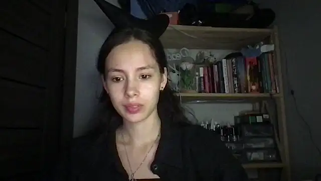 Snapshot of Yuna5343 chatting on September 14, 10:09 pm Yuna5343 online show from September 14, 10:09 pm