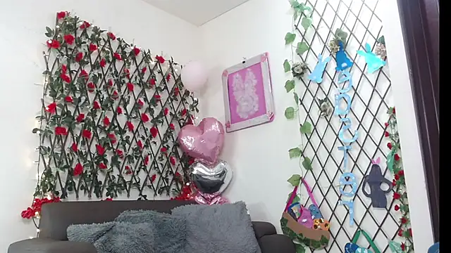 LiamBrown09 online show from April 17, 7:06 pm