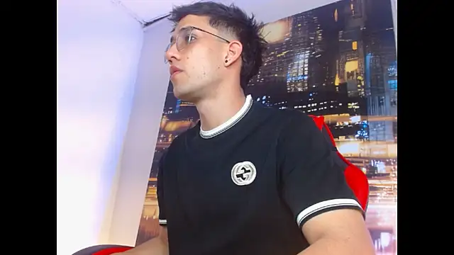 alexgiraldo   online show from March 14, 12:06 am