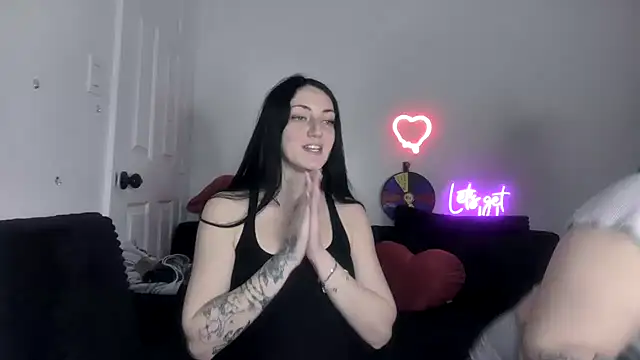 torithequeen online show from February 22, 2:59 pm