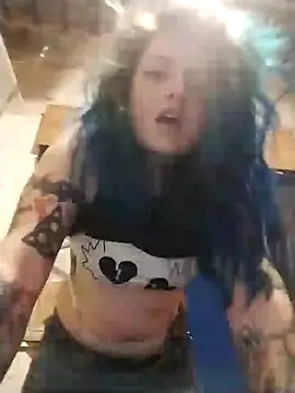 Snapshot of Wen_Vexxx chatting on October 1, 11:11 pm Wen Vexxx online show from October 1, 11:11 pm