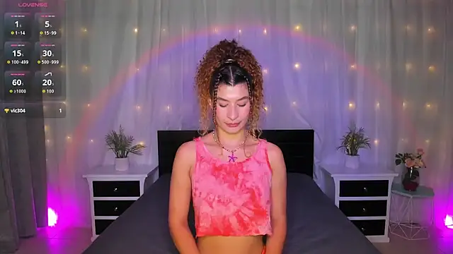 Evolet Bee online show from January 8, 11:45 am