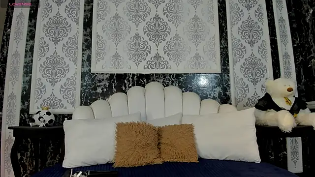 irenne wilsonn online show from February 10, 1:04 pm