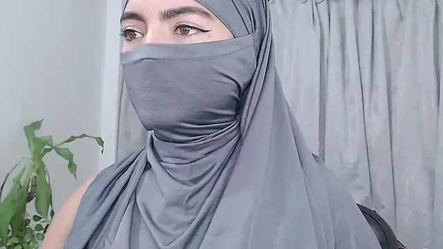 jade nassar online show from March 24, 12:48 am