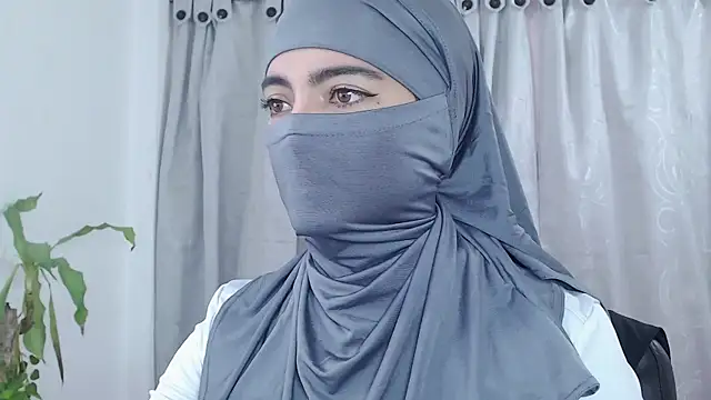 jade nassar online show from April 15, 11:27 pm