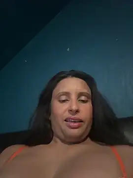 Snapshot of Angelaarayexx chatting on April 30, 1:17 pm Angelaarayexx online show from April 30, 1:17 pm
