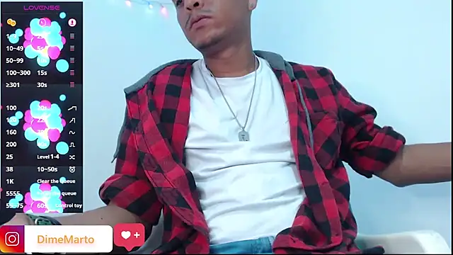 Snapshot of mike_black_22 chatting on May 7, 4:56 pm mike black 22 online show from May 7, 4:56 pm