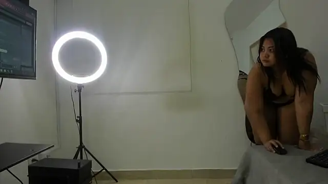 arielasm online show from January 16, 1:59 pm