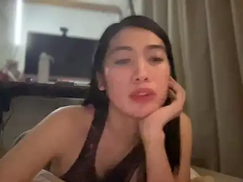 Snapshot of Madmoisellex chatting on May 11, 7:00 pm Madmoisellex online show from May 11, 7:00 pm