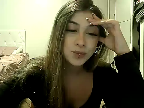 Becca B online show from April 18, 1:31 am