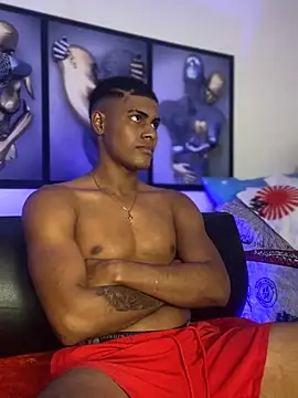 Nick Jackson  online show from April 18, 3:43 am