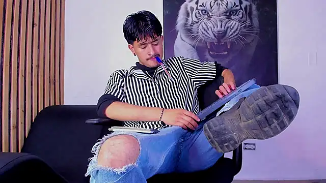 DimitriDeluxe online show from September 18, 7:16 pm