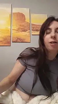 Snapshot of LadyFreyna chatting on May 17, 9:00 pm LadyFreyna online show from May 17, 9:00 pm